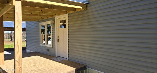 910 Barnett Bridge Rd, Lancing, TN 37770