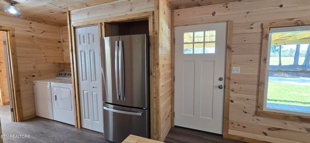 910 Barnett Bridge Rd, Lancing, TN 37770