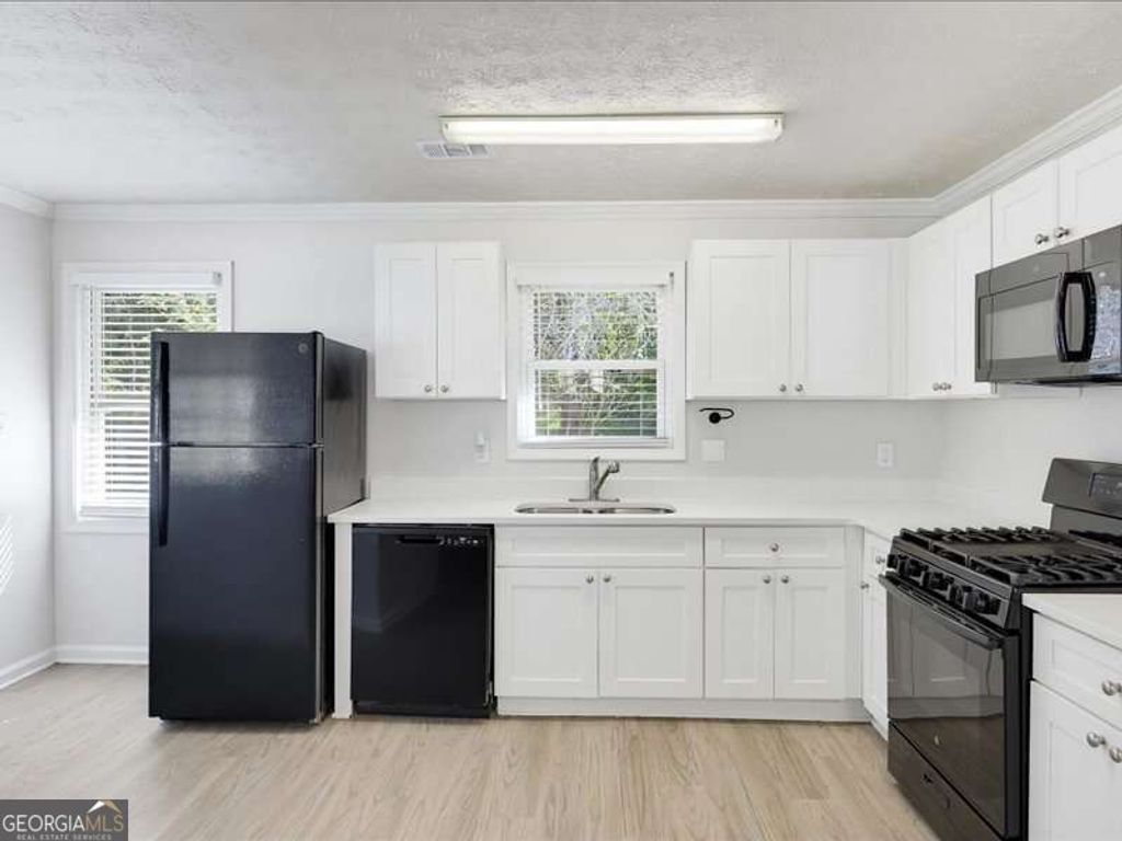 3072 Palomino Drive, Powder Springs, GA 30127 — photo 2