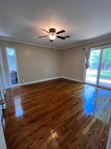 1001 Maple Ave, Yuba City, CA 95991