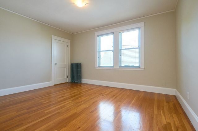 30 Edgecliff Road 30, Watertown, MA 02472