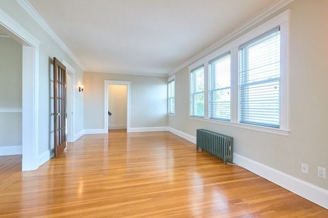 30 Edgecliff Road 30, Watertown, MA 02472