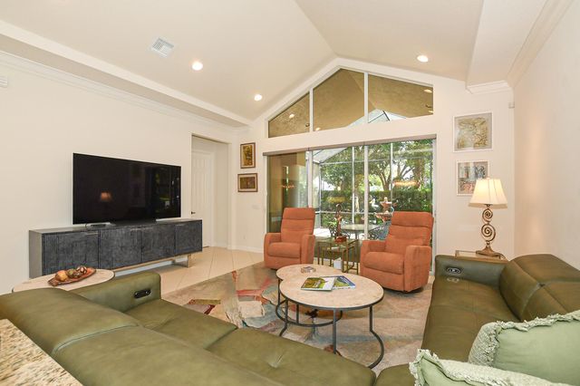 7600 Greenbrier Circle, Port St. Lucie, Port St Lucie, FL 34986
