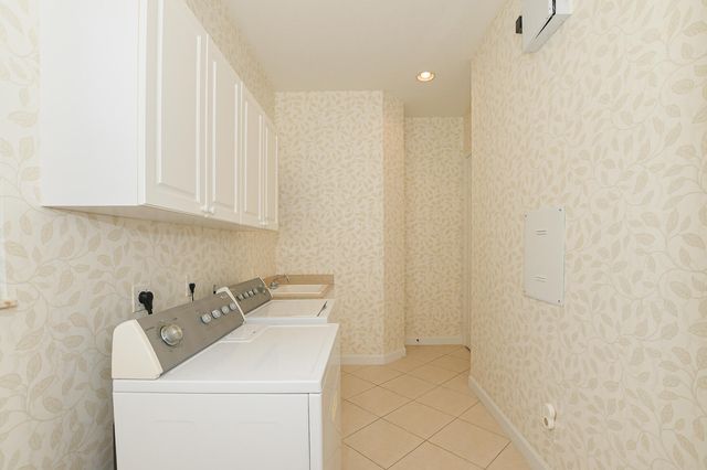 7600 Greenbrier Circle, Port St. Lucie, Port St Lucie, FL 34986
