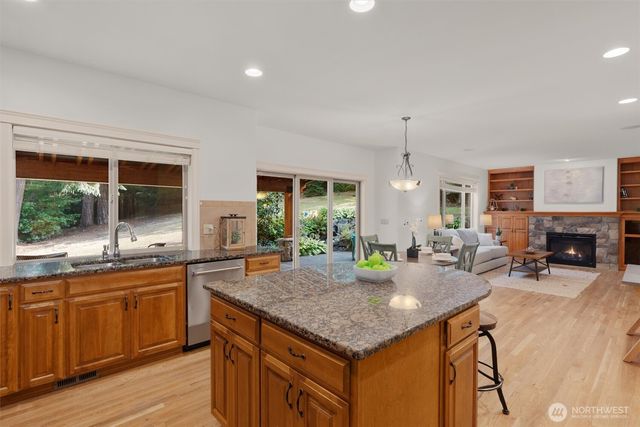 18626 157th Place NE, Woodinville, WA 98072