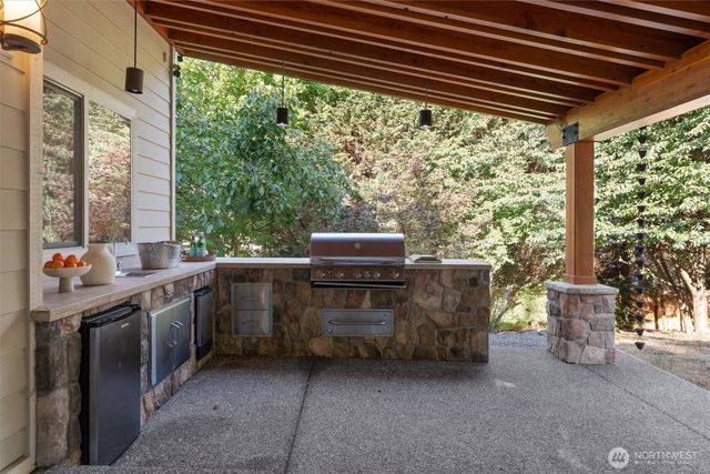 18626 157th Place NE, Woodinville, WA 98072