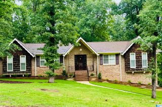 2645 FOOTHILLS DRIVE, Hoover, AL 35226