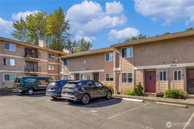 20110 60th Avenue W #F26, Lynnwood, WA 98036