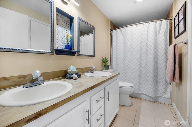 20110 60th Avenue W #F26, Lynnwood, WA 98036