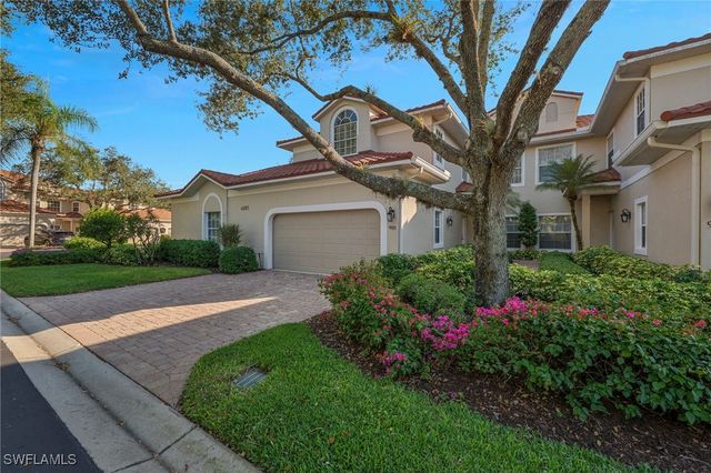 6085 Reserve CIR 901, Naples, FL 34119