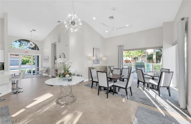 6085 Reserve CIR 901, Naples, FL 34119