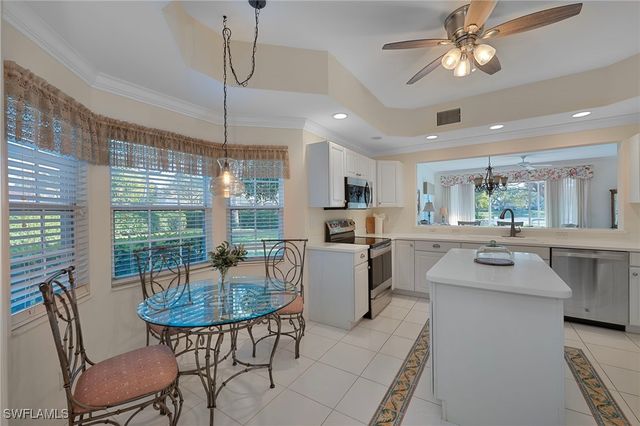 6085 Reserve CIR 901, Naples, FL 34119