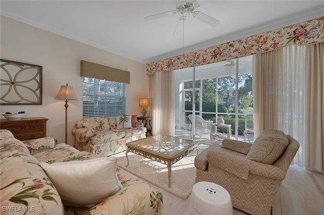 6085 Reserve CIR 901, Naples, FL 34119