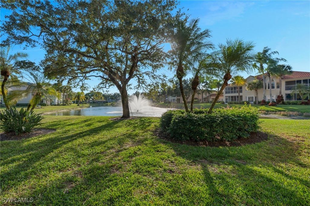 6085 Reserve CIR 901, Naples, FL 34119
