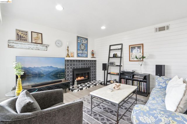 1510 Cathy Way, Hayward, CA 94545