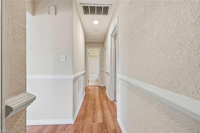 30 Meadowbrook DR, Hampton, VA 23666