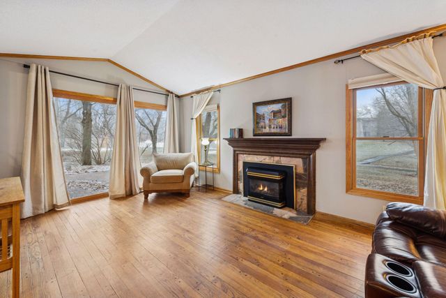 110104 Arboretum Way, Chaska, MN 55318