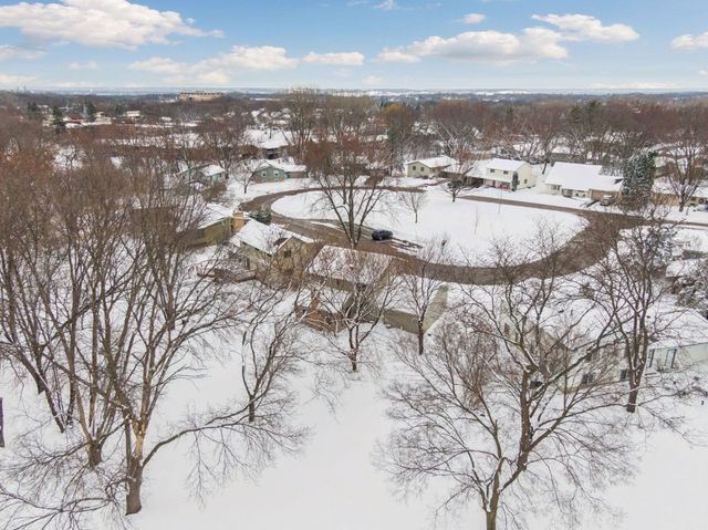 110104 Arboretum Way, Chaska, MN 55318