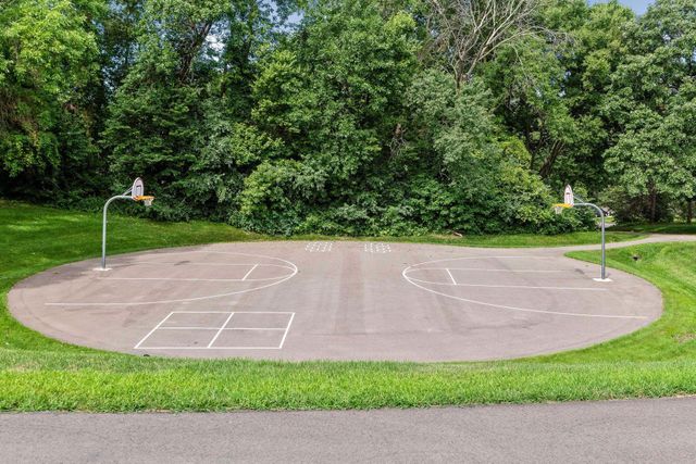 110104 Arboretum Way, Chaska, MN 55318