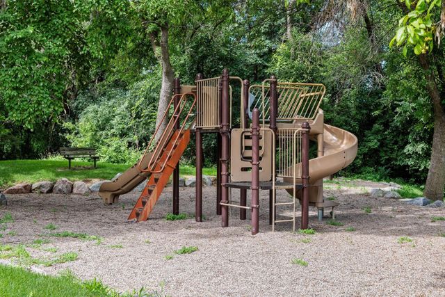 110104 Arboretum Way, Chaska, MN 55318