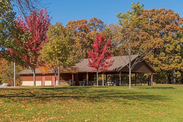 110104 Arboretum Way, Chaska, MN 55318