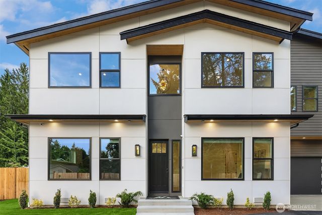 13694 NE 83rd Street, Redmond, WA 98052