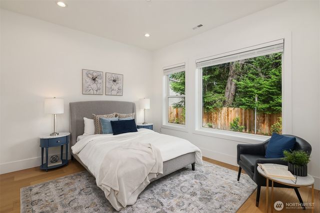 13694 NE 83rd Street, Redmond, WA 98052