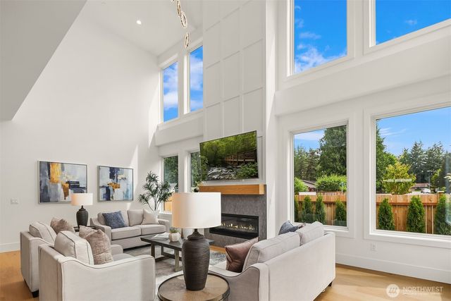 13694 NE 83rd Street, Redmond, WA 98052
