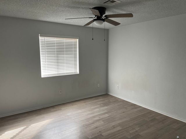 835 W Canal Dr, San Luis, AZ 85336