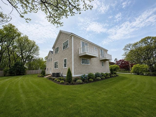 48 Tyler Dr, Sandwich, MA 02563