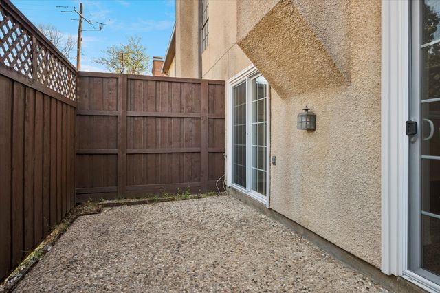 4418 Bowser, Dallas, TX 75219