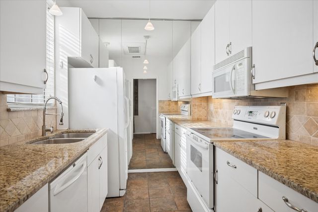 4418 Bowser, Dallas, TX 75219