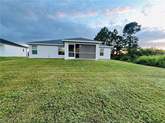 2512 20TH ST SW, Lehigh Acres, FL 33976