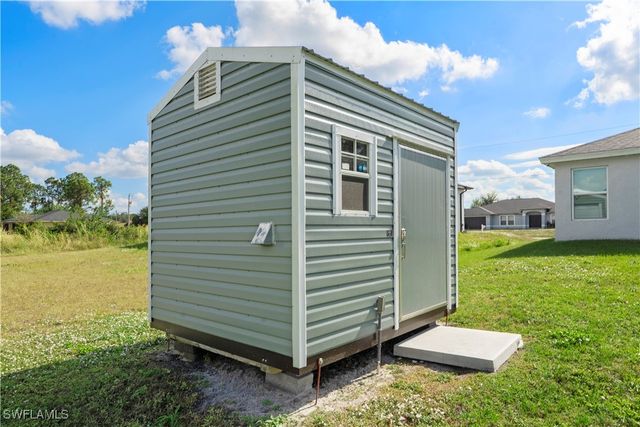 2512 20TH ST SW, Lehigh Acres, FL 33976