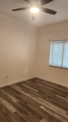 2174 NE 182nd St, North Miami Beach, FL 33162