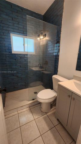 2174 NE 182nd St, North Miami Beach, FL 33162