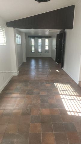 2174 NE 182nd St, North Miami Beach, FL 33162