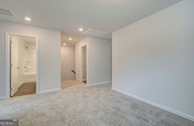 95 Avian Way, Auburn, GA 30011