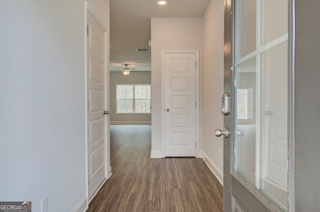 95 Avian Way, Auburn, GA 30011