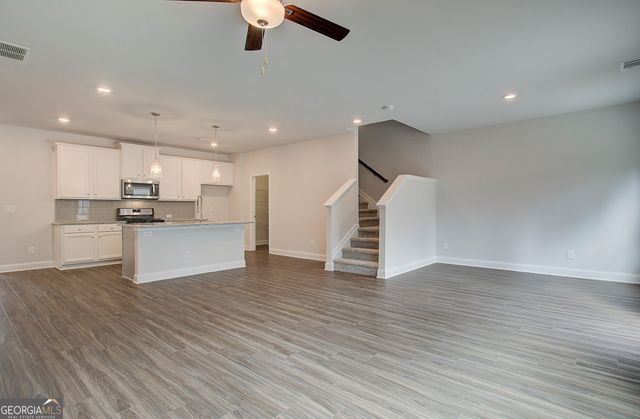 95 Avian Way, Auburn, GA 30011