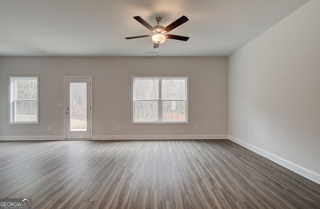 95 Avian Way, Auburn, GA 30011