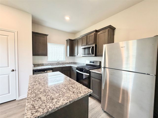 13404 Gitty Up Circle, Cresson, TX 76035