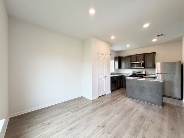 13404 Gitty Up Circle, Cresson, TX 76035