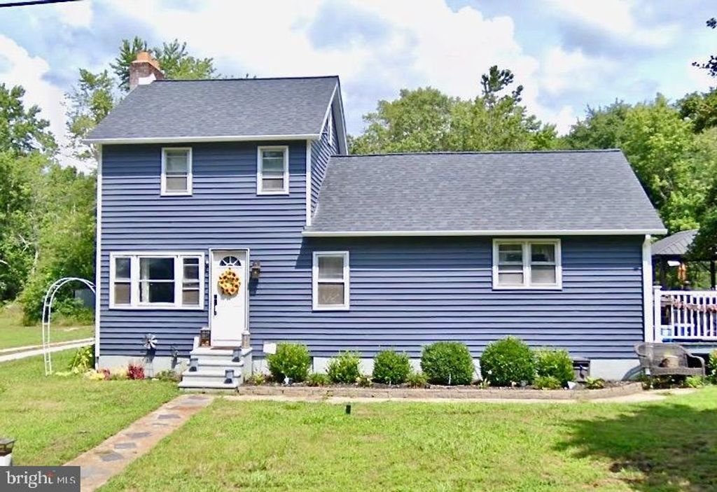 467 HICKMAN AVE, Dividing Creek, NJ 08315