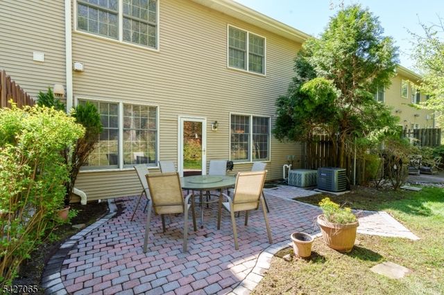 59 Spring Hill Cir, Wayne Twp., NJ 07470