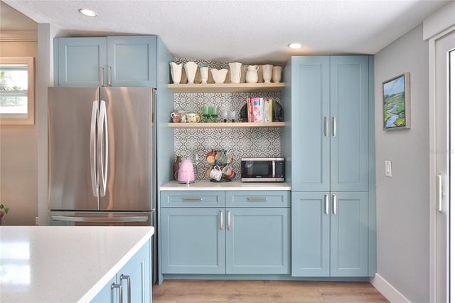 1681 8TH STREET, Sarasota, FL 34236