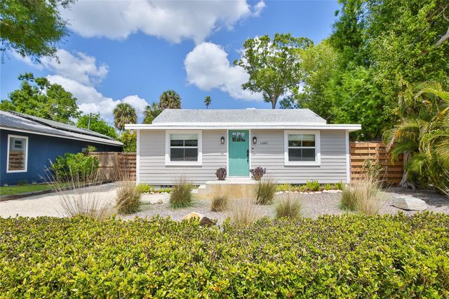 1681 8TH STREET, Sarasota, FL 34236