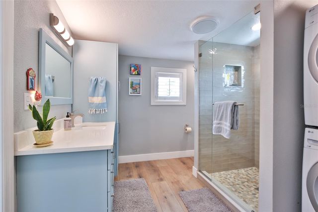 1681 8TH STREET, Sarasota, FL 34236