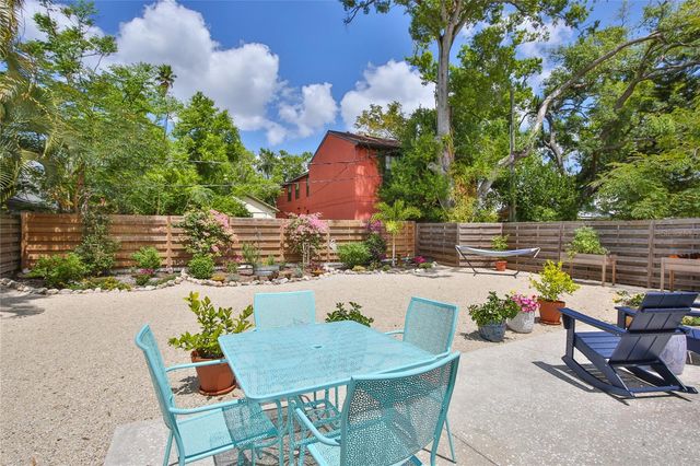 1681 8TH STREET, Sarasota, FL 34236