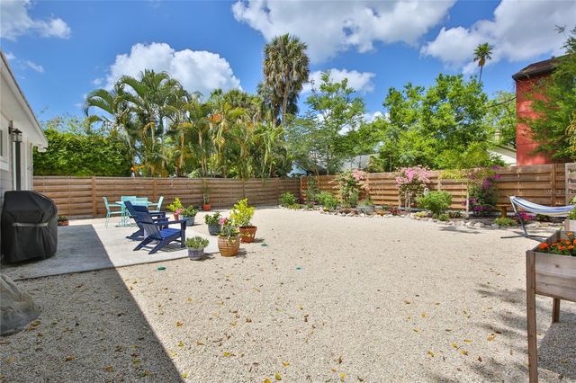 1681 8TH STREET, Sarasota, FL 34236